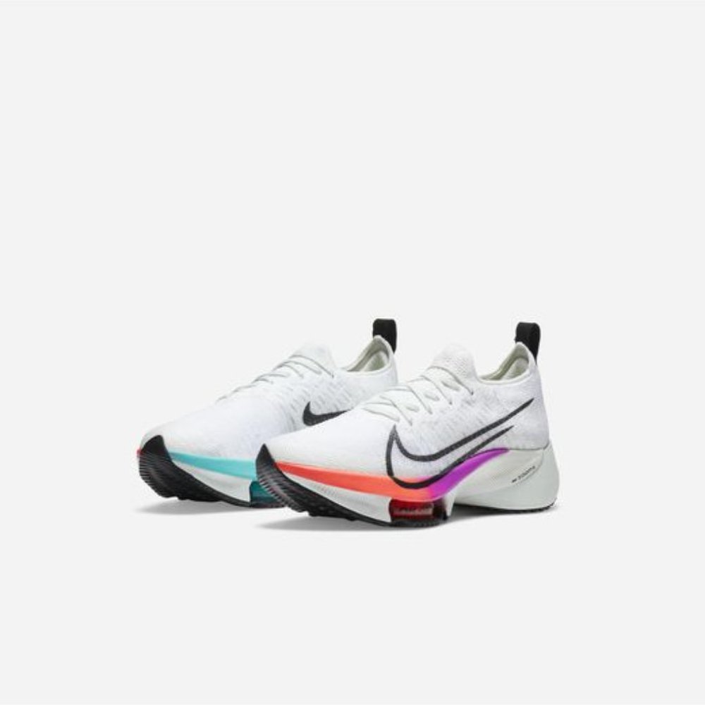 Women's White Air Zoom Tempo Running Shoe